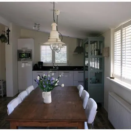 Holiday home 12 Dopheide